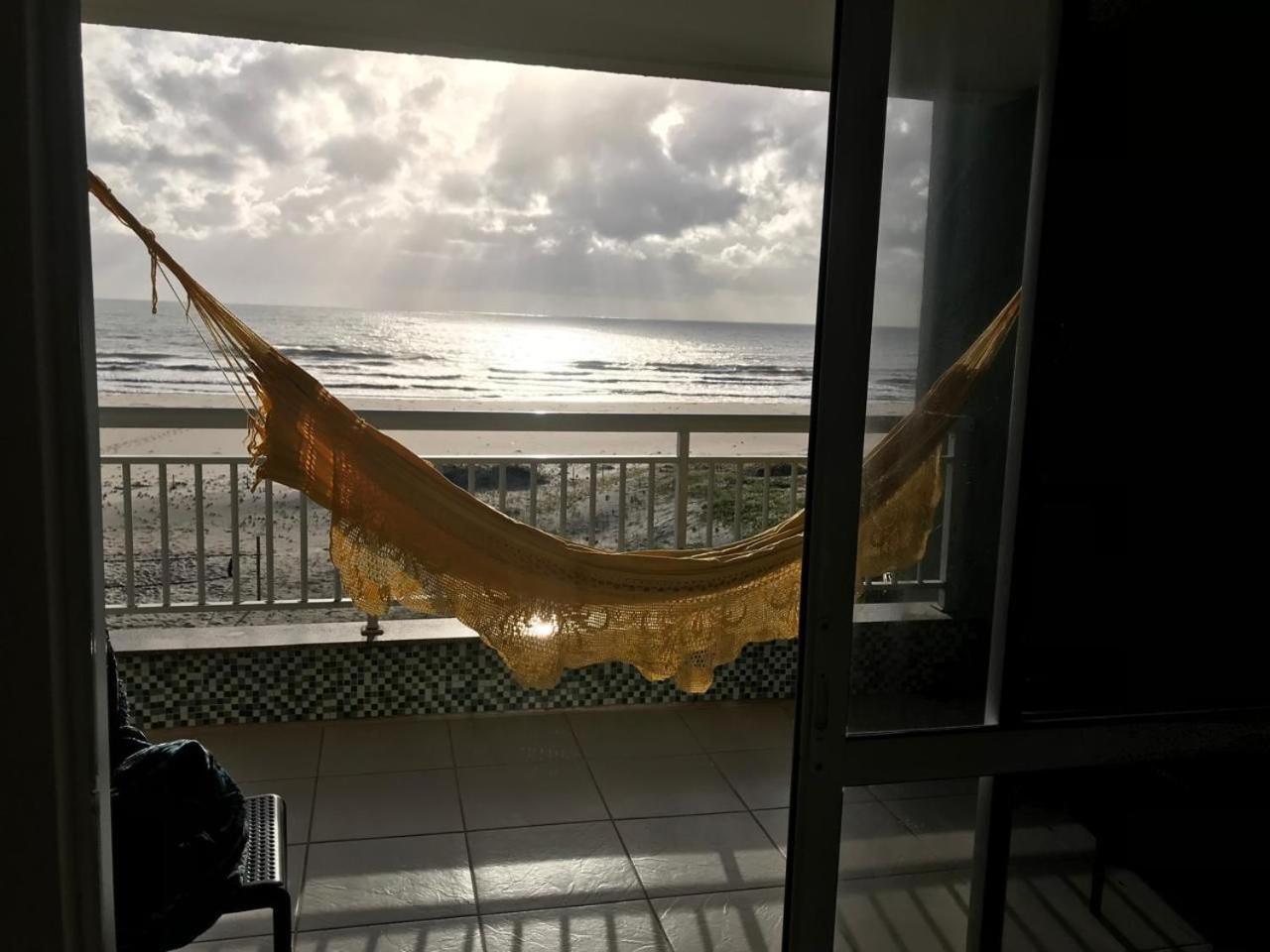 Apartamento Vista Total Do Mar Uma Cobertura A 400M Do Beach Park No Porto Das Dunas Aquiraz Condominio Terramaris Piscina Ampla Parque Infantil Sauna Estacionamento Privado Ngoại thất bức ảnh